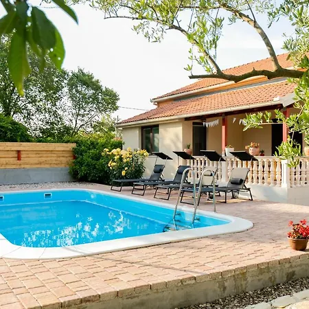 Vacation Duilo * Donji Zemunik