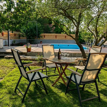 Holiday home Vacation Duilo Donji Zemunik